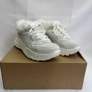 UGG CA805 x Bears White 1120118-WTBR Men’s 9 – Chunky Fur-Lined Sneaker